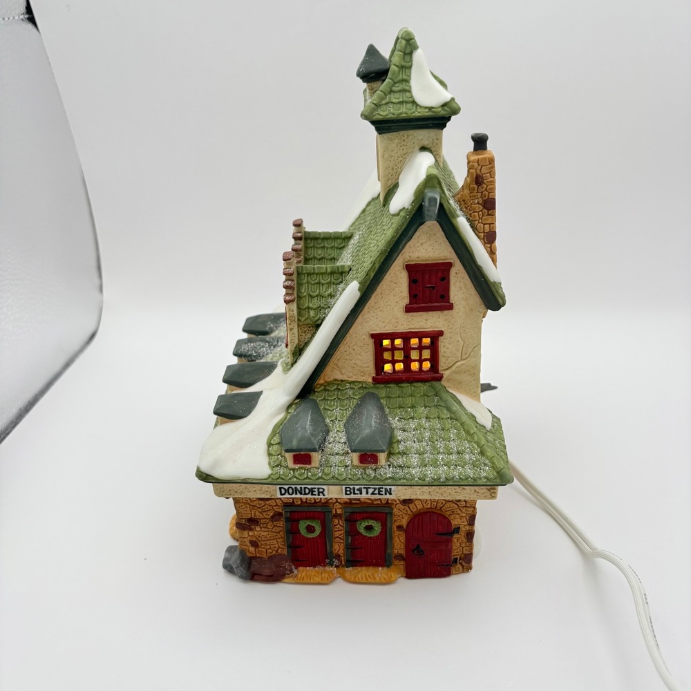 Department 56 North Pole Series Reindeer Barn Light Up Building Multi Green - Picture 2 of 8